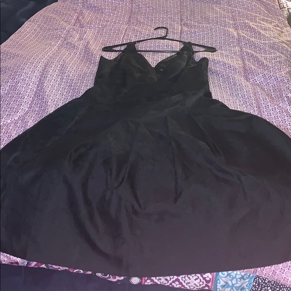 Gorgeous black dress - Picture 5 of 5